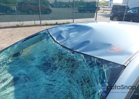 2020 Toyota Corolla Le from USA, damaged, VIN 5YFEPRAE5LP128342